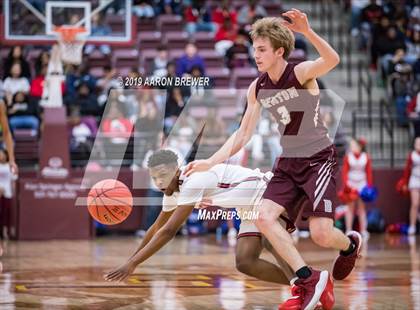 Thumbnail 2 in Marion vs. Benton (AAA 5A 1st Round Playoff) photogallery.