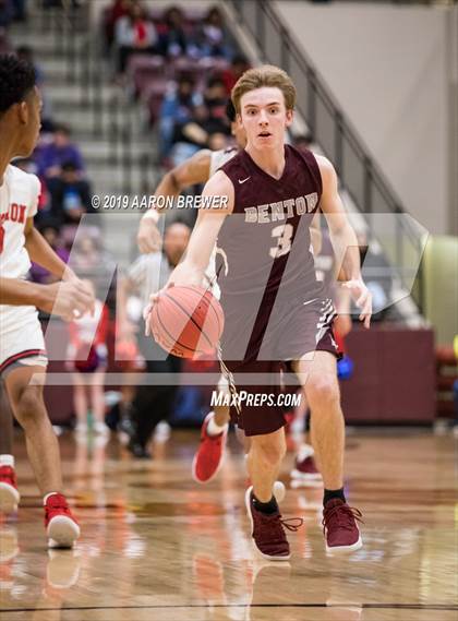 Thumbnail 3 in Marion vs. Benton (AAA 5A 1st Round Playoff) photogallery.