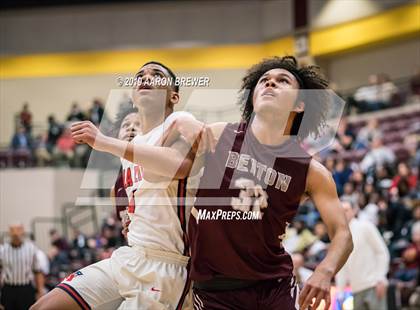 Thumbnail 2 in Marion vs. Benton (AAA 5A 1st Round Playoff) photogallery.