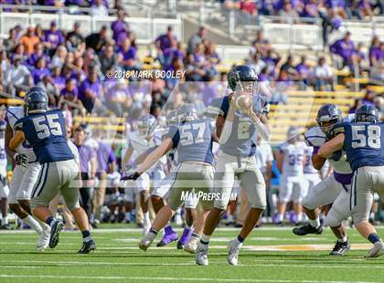 Thumbnail 1 in Lone Star vs. Lufkin (UIL 5A D1 Area) photogallery.