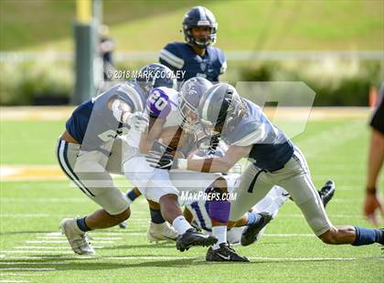 Thumbnail 2 in Lone Star vs. Lufkin (UIL 5A D1 Area) photogallery.