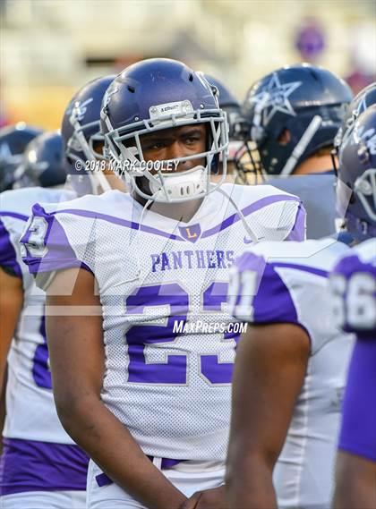 Thumbnail 2 in Lone Star vs. Lufkin (UIL 5A D1 Area) photogallery.