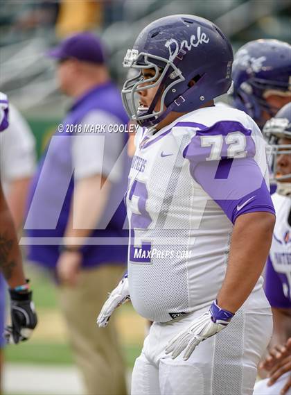 Thumbnail 2 in Lone Star vs. Lufkin (UIL 5A D1 Area) photogallery.