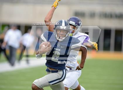 Thumbnail 2 in Lone Star vs. Lufkin (UIL 5A D1 Area) photogallery.