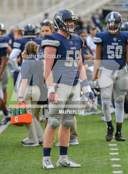 Thumbnail 3 in Lone Star vs. Lufkin (UIL 5A D1 Area) photogallery.