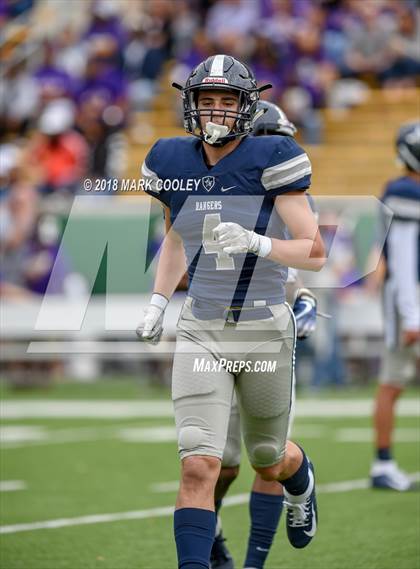 Thumbnail 1 in Lone Star vs. Lufkin (UIL 5A D1 Area) photogallery.
