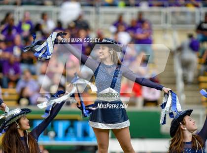 Thumbnail 1 in Lone Star vs. Lufkin (UIL 5A D1 Area) photogallery.