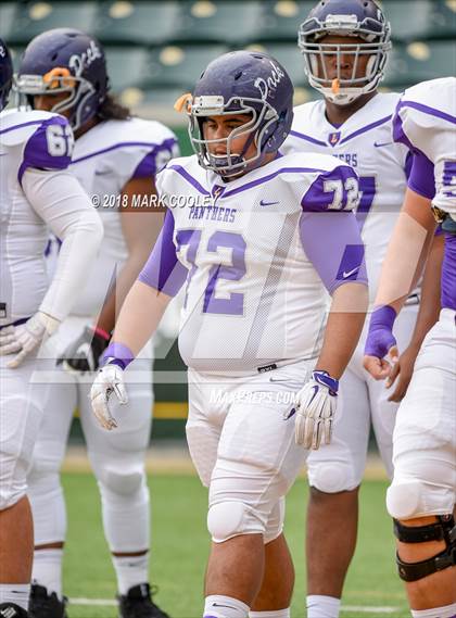 Thumbnail 2 in Lone Star vs. Lufkin (UIL 5A D1 Area) photogallery.