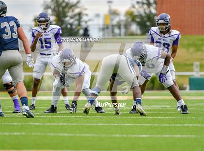 Thumbnail 3 in Lone Star vs. Lufkin (UIL 5A D1 Area) photogallery.
