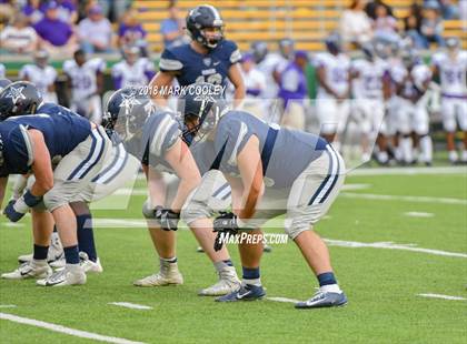 Thumbnail 3 in Lone Star vs. Lufkin (UIL 5A D1 Area) photogallery.