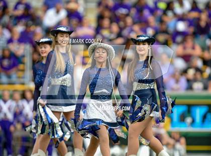 Thumbnail 1 in Lone Star vs. Lufkin (UIL 5A D1 Area) photogallery.