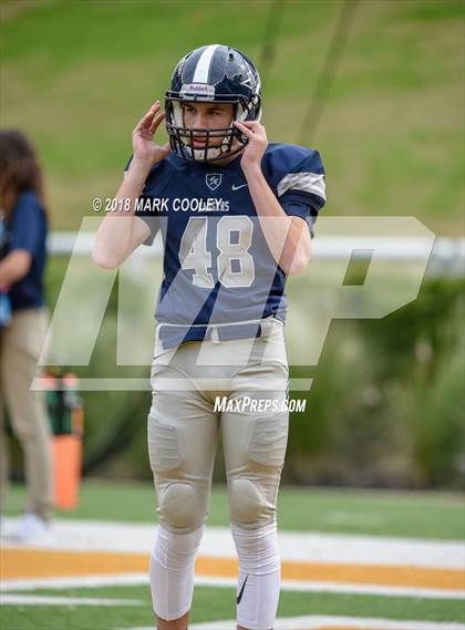 Thumbnail 1 in Lone Star vs. Lufkin (UIL 5A D1 Area) photogallery.