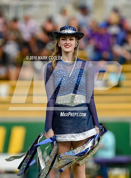 Thumbnail 3 in Lone Star vs. Lufkin (UIL 5A D1 Area) photogallery.