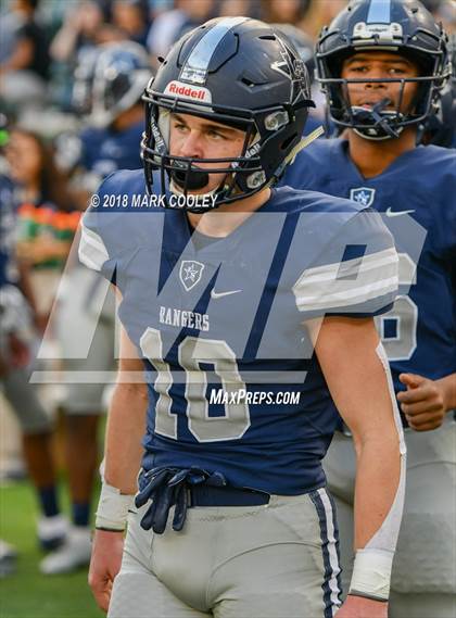 Thumbnail 2 in Lone Star vs. Lufkin (UIL 5A D1 Area) photogallery.