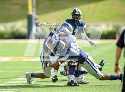 Thumbnail 3 in Lone Star vs. Lufkin (UIL 5A D1 Area) photogallery.