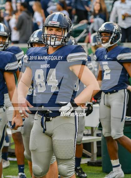 Thumbnail 1 in Lone Star vs. Lufkin (UIL 5A D1 Area) photogallery.