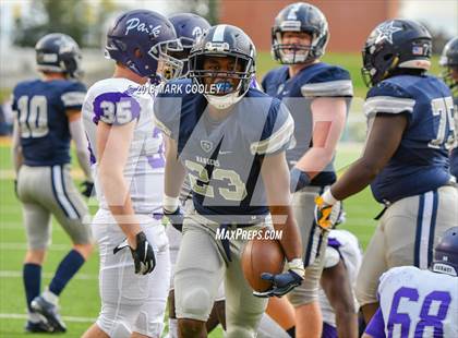 Thumbnail 1 in Lone Star vs. Lufkin (UIL 5A D1 Area) photogallery.