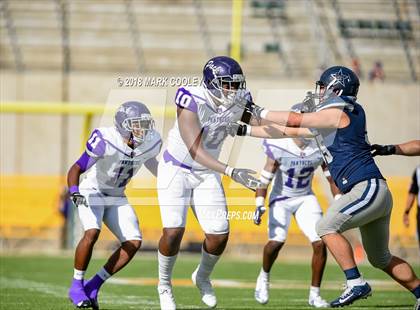 Thumbnail 3 in Lone Star vs. Lufkin (UIL 5A D1 Area) photogallery.