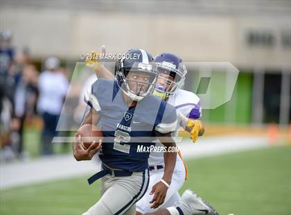 Thumbnail 3 in Lone Star vs. Lufkin (UIL 5A D1 Area) photogallery.