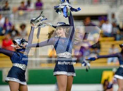 Thumbnail 3 in Lone Star vs. Lufkin (UIL 5A D1 Area) photogallery.