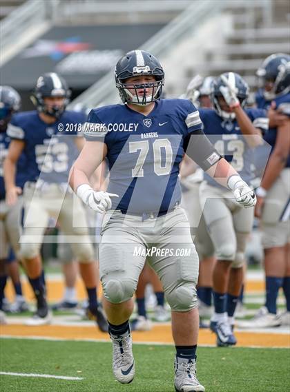 Thumbnail 1 in Lone Star vs. Lufkin (UIL 5A D1 Area) photogallery.