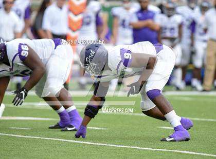 Thumbnail 3 in Lone Star vs. Lufkin (UIL 5A D1 Area) photogallery.