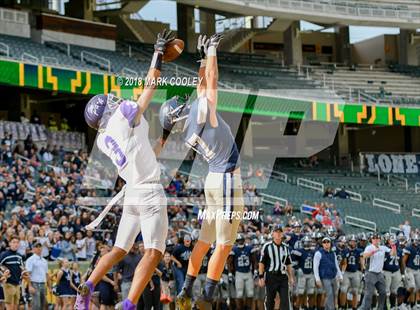 Thumbnail 2 in Lone Star vs. Lufkin (UIL 5A D1 Area) photogallery.