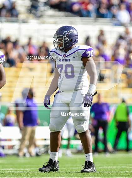 Thumbnail 2 in Lone Star vs. Lufkin (UIL 5A D1 Area) photogallery.