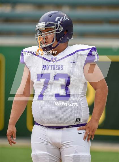 Thumbnail 1 in Lone Star vs. Lufkin (UIL 5A D1 Area) photogallery.