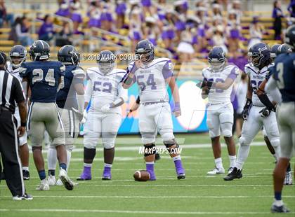Thumbnail 2 in Lone Star vs. Lufkin (UIL 5A D1 Area) photogallery.