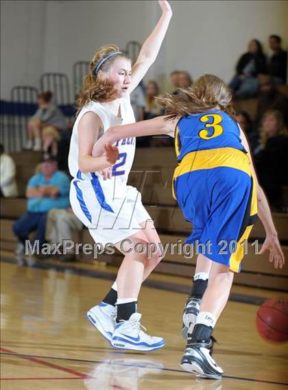 Thumbnail 3 in Del Campo @ Christian Brothers photogallery.