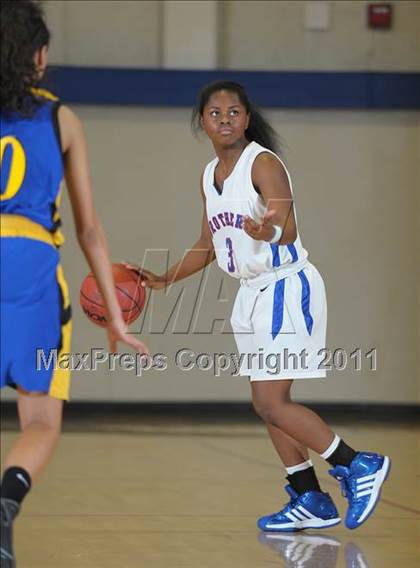 Thumbnail 3 in Del Campo @ Christian Brothers photogallery.