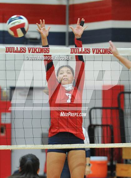 Thumbnail 2 in St. Agnes Academy @ Fort Bend Dulles photogallery.