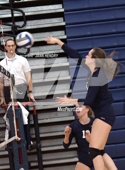 Thumbnail 2 in Cathedral Catholic vs. Shadow Ridge (Durango Fall Classic) photogallery.