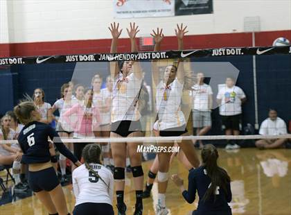 Thumbnail 3 in Cathedral Catholic vs. Shadow Ridge (Durango Fall Classic) photogallery.