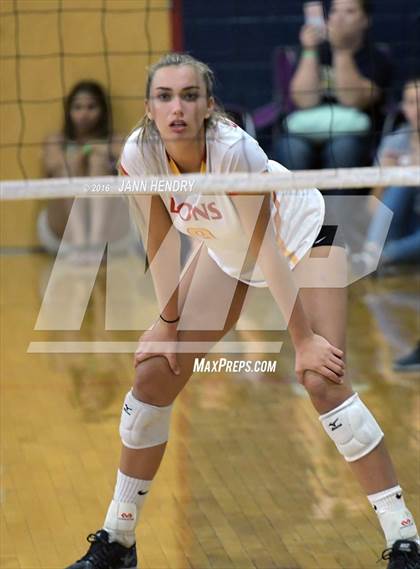 Thumbnail 2 in Cathedral Catholic vs. Shadow Ridge (Durango Fall Classic) photogallery.