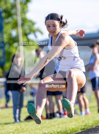 Thumbnail 1 in Rising Sun Invitational photogallery.