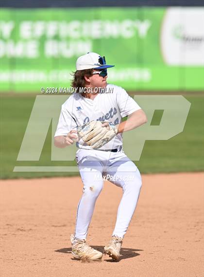 Thumbnail 2 in Maroa-Forsyth vs. Newman Central Catholic (IHSA 2A Semifinal) photogallery.