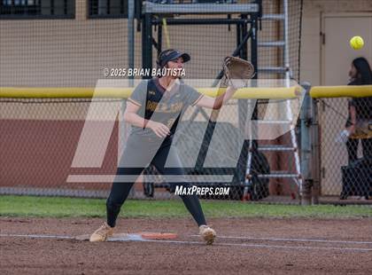 Thumbnail 3 in Mililani vs Kalani (OIA Semifinals) photogallery.