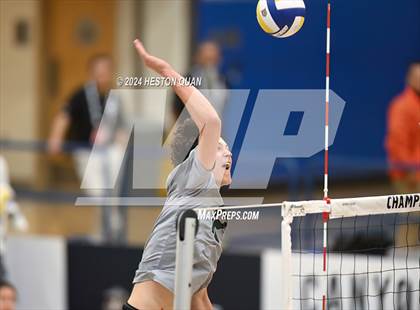 Thumbnail 3 in San Marino vs. Sage Hill (CIF-SS D5 Boys Volleyball Finals) photogallery.
