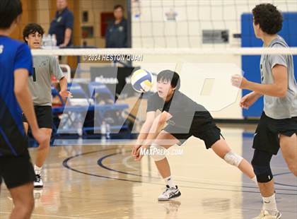 Thumbnail 2 in San Marino vs. Sage Hill (CIF-SS D5 Boys Volleyball Finals) photogallery.