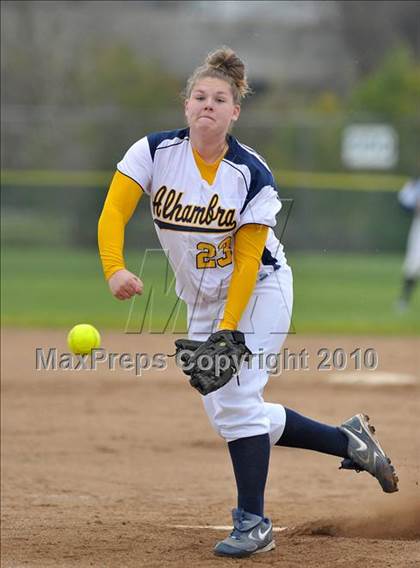 Thumbnail 2 in Alhambra vs. Casa Roble (Victory Pre-Season Tournament) photogallery.