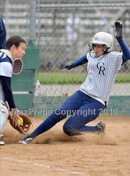 Thumbnail 1 in Alhambra vs. Casa Roble (Victory Pre-Season Tournament) photogallery.