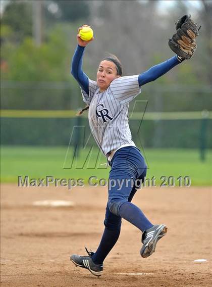 Thumbnail 3 in Alhambra vs. Casa Roble (Victory Pre-Season Tournament) photogallery.