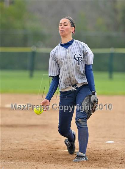 Thumbnail 2 in Alhambra vs. Casa Roble (Victory Pre-Season Tournament) photogallery.