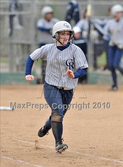 Thumbnail 3 in Alhambra vs. Casa Roble (Victory Pre-Season Tournament) photogallery.