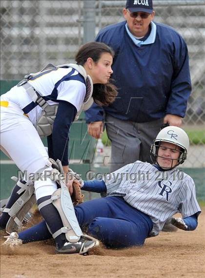 Thumbnail 1 in Alhambra vs. Casa Roble (Victory Pre-Season Tournament) photogallery.