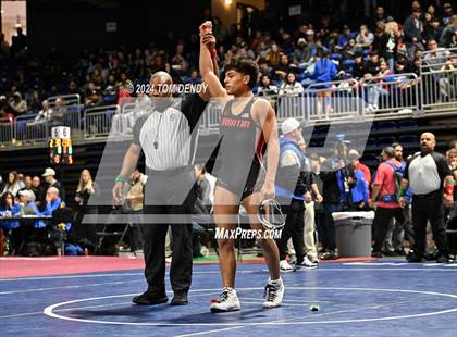 Thumbnail 3 in UIL 5A/6A State Championships photogallery.