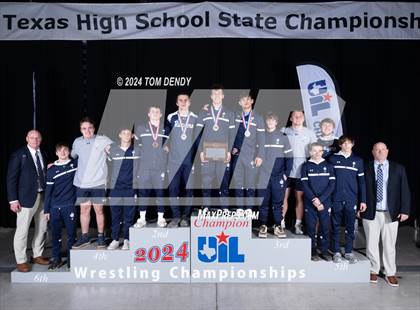 Thumbnail 2 in UIL 5A/6A State Championships photogallery.