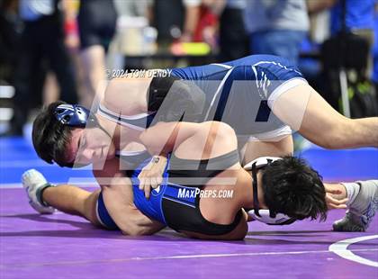 Thumbnail 3 in UIL 5A/6A State Championships photogallery.